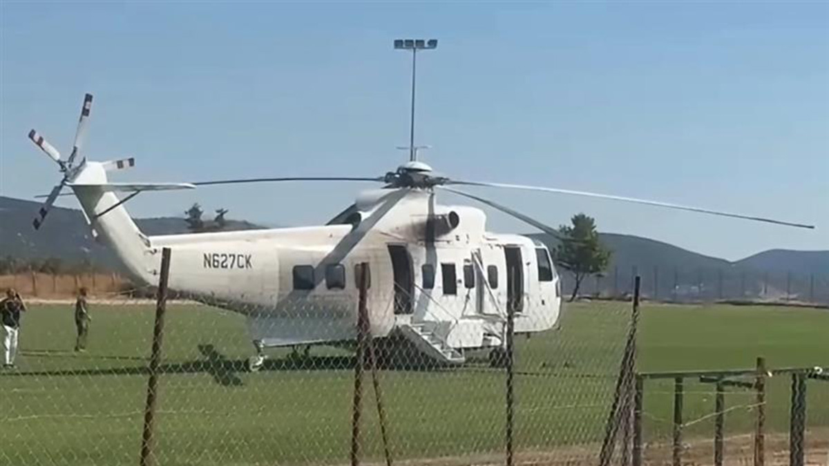 Καβάλα: Πυροσβεστικό ελικόπτερο προσγειώθηκε εκτάκτως σε γήπεδο