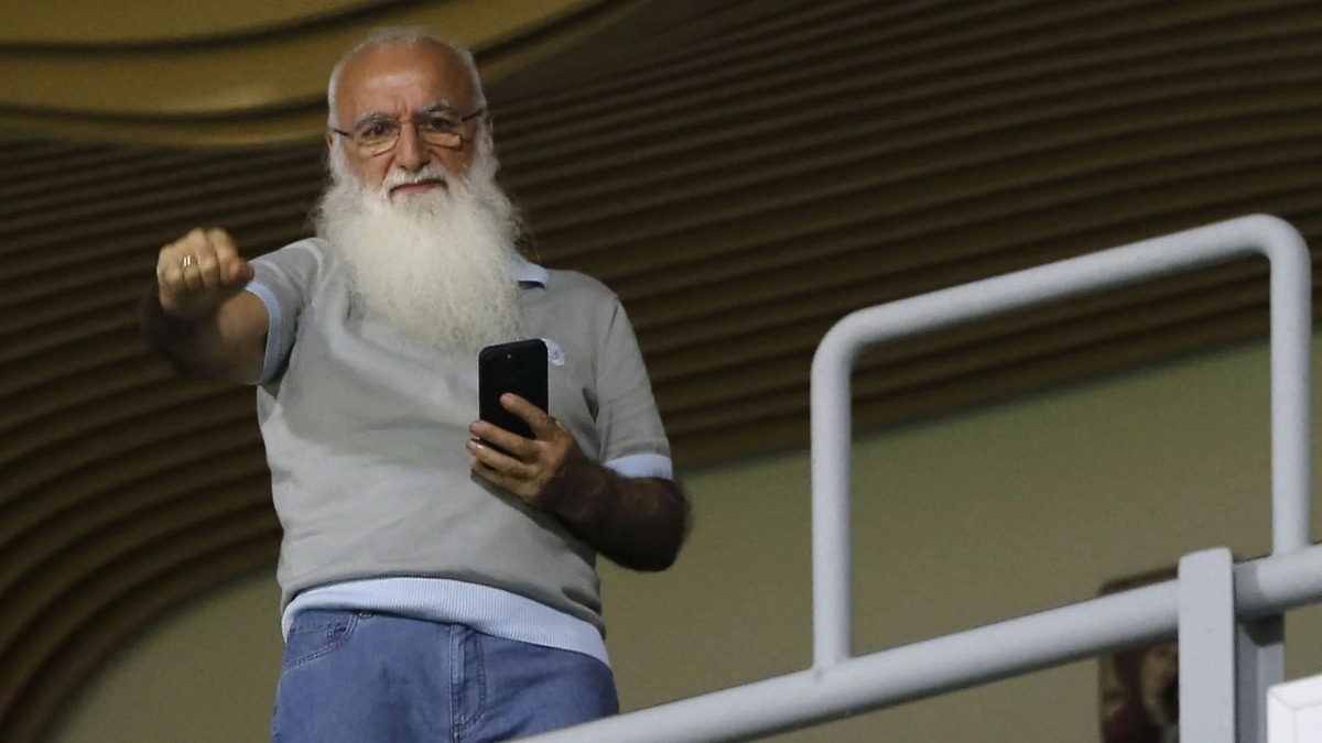 Ας αφήσει τον Πόντο και την πίστη ο Ιβάν