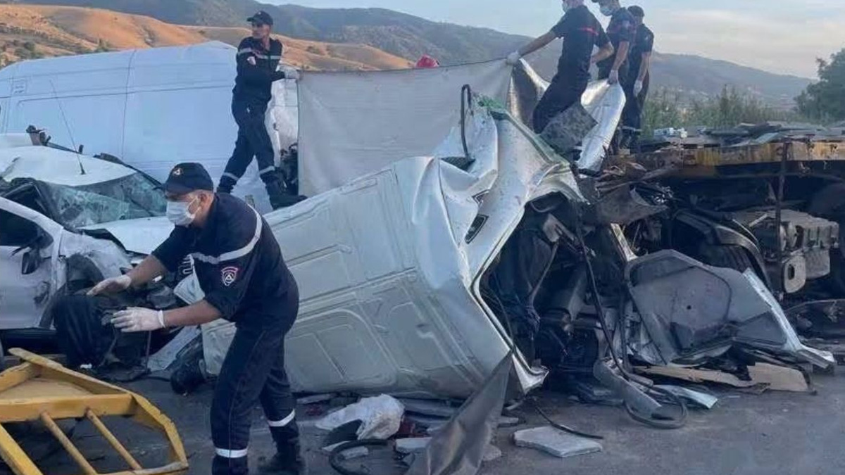 Αλγερία: 10 νεκροί από σφοδρή καραμπόλα 11 οχημάτων
