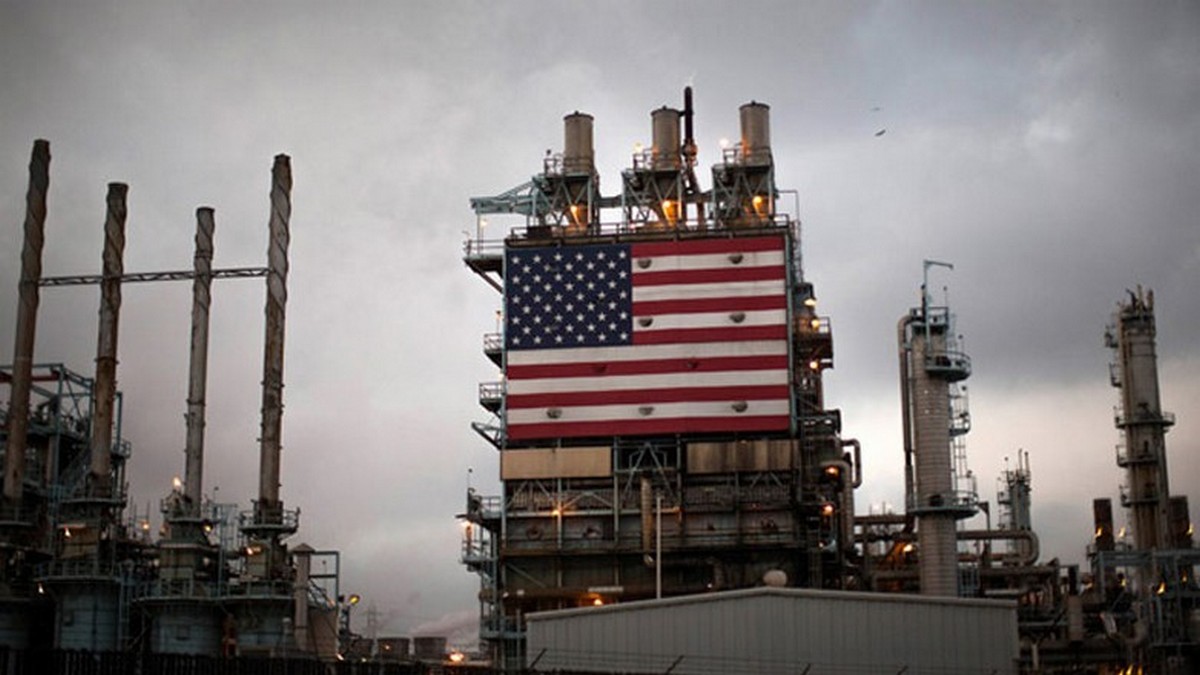 Στα 100 δολάρια και το αμερικανικό αργό (WTI)
