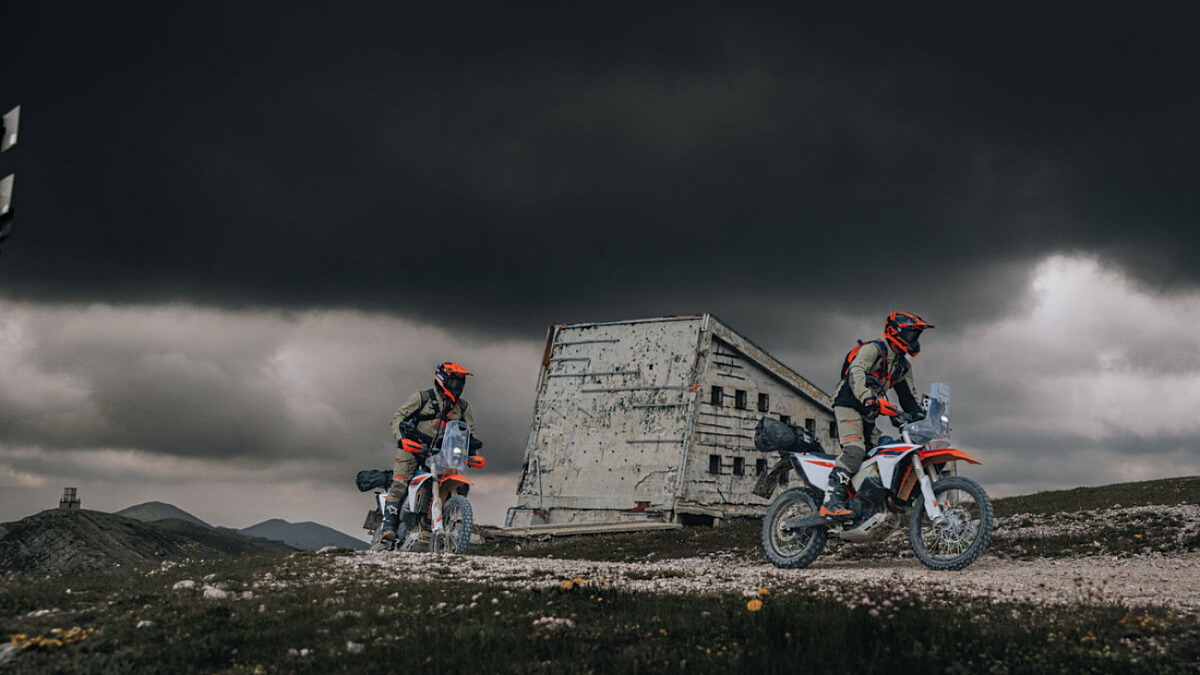 KTM 690 Rally: Βγες έξω. Συνάντησε τον εαυτό σου!