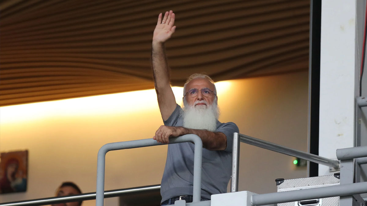 «Να συνεχίσετε να στηρίζετε τον ΠΑΟΚ»