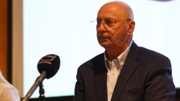 Μονεμβασιώτης: «Αντιμετωπίζουμε εχθρικές διαιτησίες»