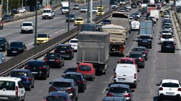 Τροχαίο με τρία οχήματα στην Λ. Αλίμου – Κατεχάκη