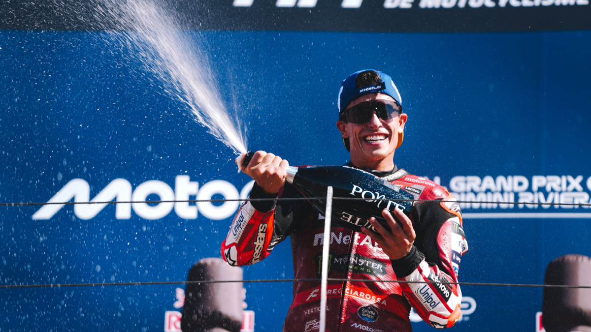 MotoGP Misano: Ο Marc Marquez παίρνει το προβάδισμα μετά το λάθος του Bezzecchi