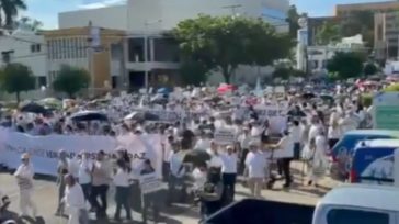 Μεξικό: «Σιχαθήκαμε τον φόβο» – Χιλιάδες διαδηλώνουν εναντίον του καρτέλ Σιναλόα