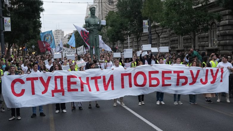 Σερβία: Οι φοιτητές κατέθεσαν το ψηφοδέλτιο για τις βουλευτικές εκλογές της 25ης Οκτωβρίου