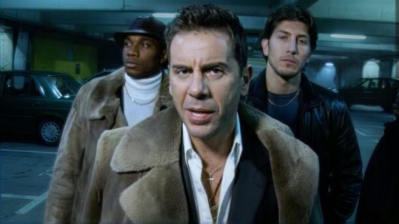 Γιώργος Μαζωνάκης: Η ιστορία πίσω από το «Gucci Φόρεμα» Γιώργος Μαζωνάκης: Η ιστορία πίσω από το «Gucci Φόρεμα»