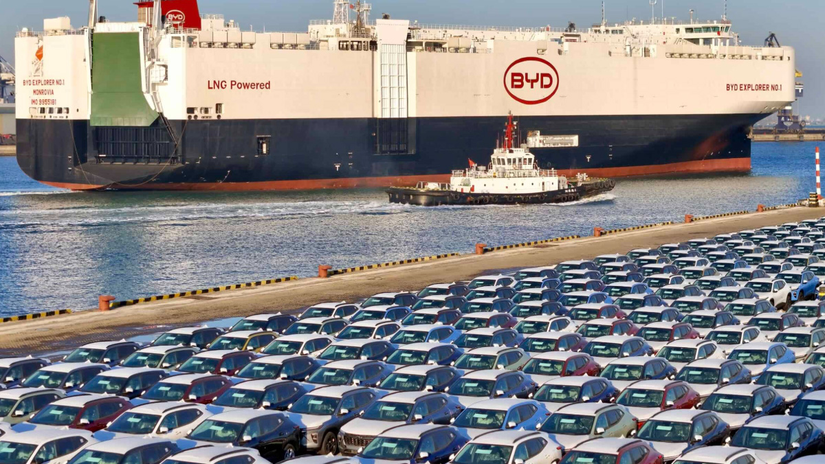 «Βόμβα» από την Ιταλία: Ζητούν δασμό 80% στα κινεζικά αυτοκίνητα στην Ευρώπη