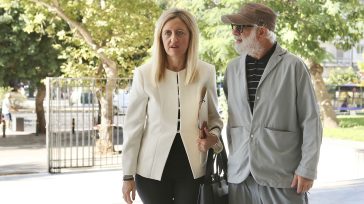 Πέτρος Φιλιππίδης: Στον Άρειο Πάγο με τη σύζυγό του, Ελπίδα Νίνου για την αναίρεση της καταδίκης του