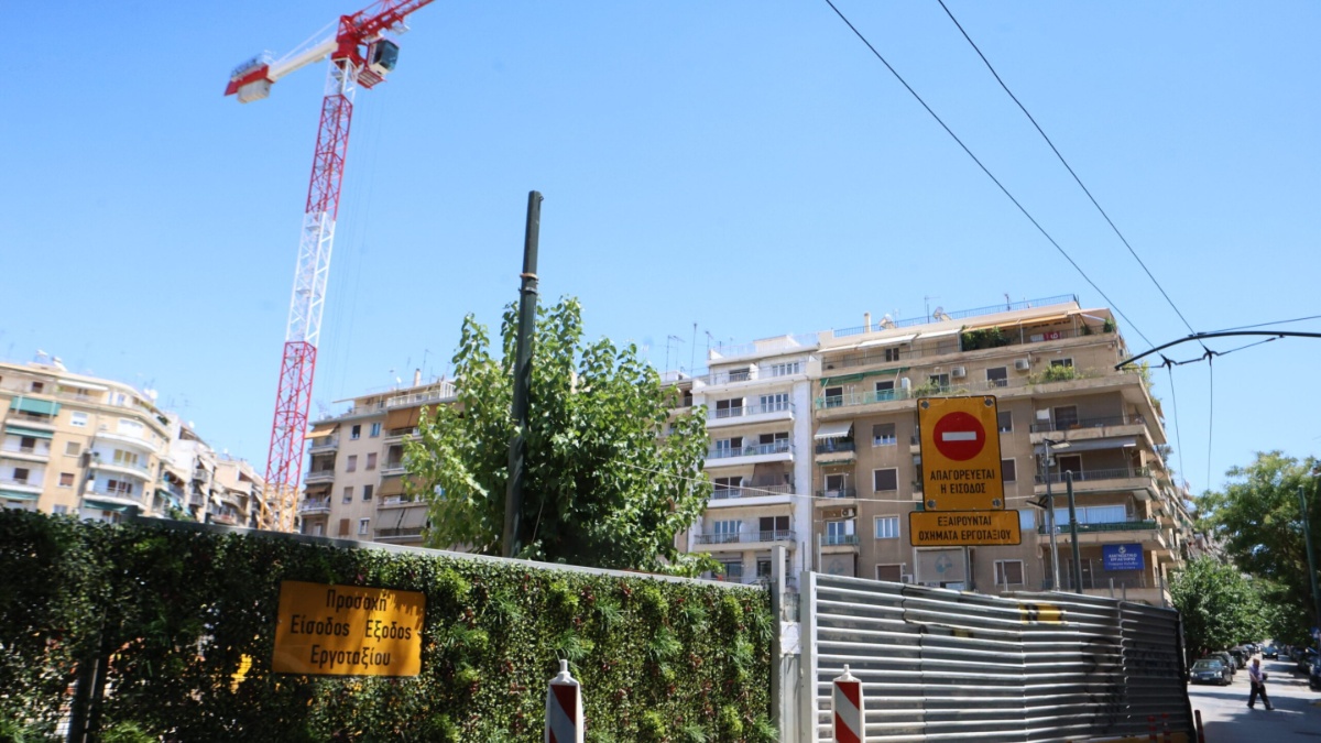 Κυψέλη: «Καμπανάκι» για τις καθιζήσεις στα κτίρια – Ζητούν «κρας τεστ» οι κάτοικοι