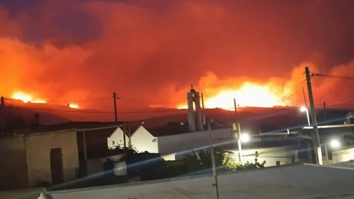 Ολονύχτια μάχη με τις φλόγες στη Σητεία