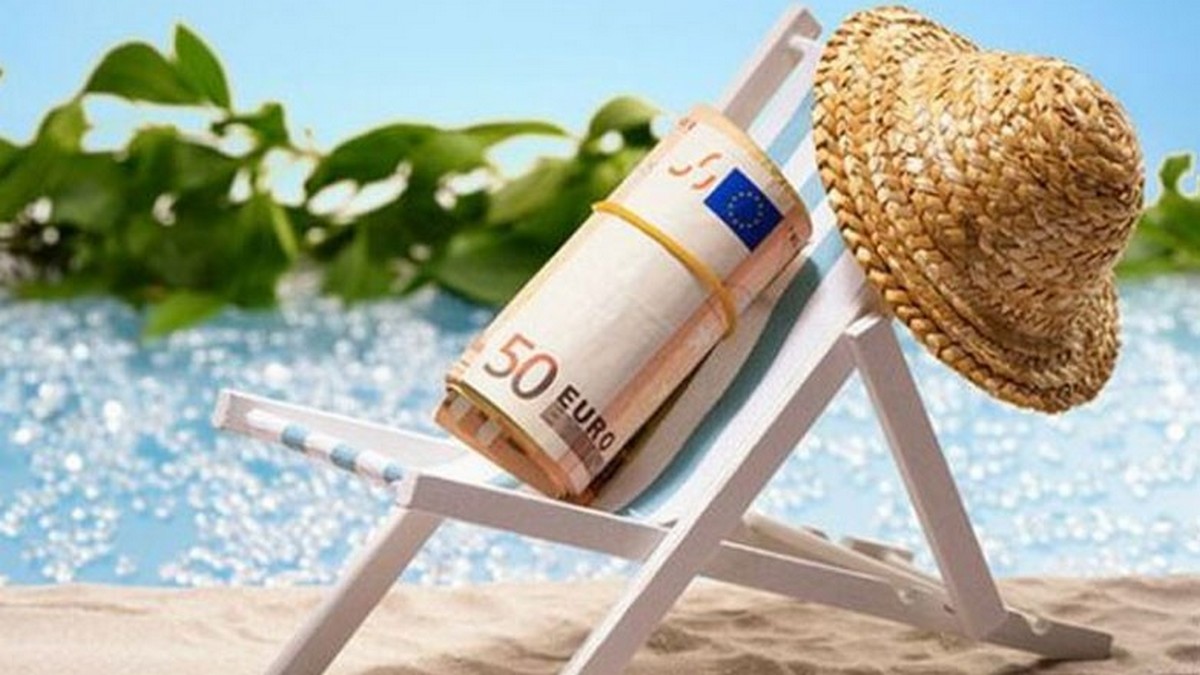 Τράπεζα Ελλάδος: Αύξηση 12% στα έσοδα από τον τουρισμό στο επτάμηνο