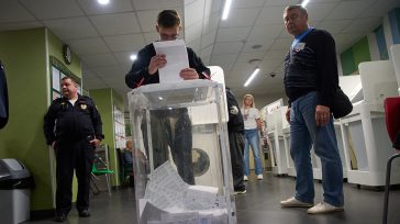 ΕΕ: Μια επίφαση δημοκρατίας με προδιαγεγραμμένο αποτέλεσμα οι ρωσικές εκλογές
