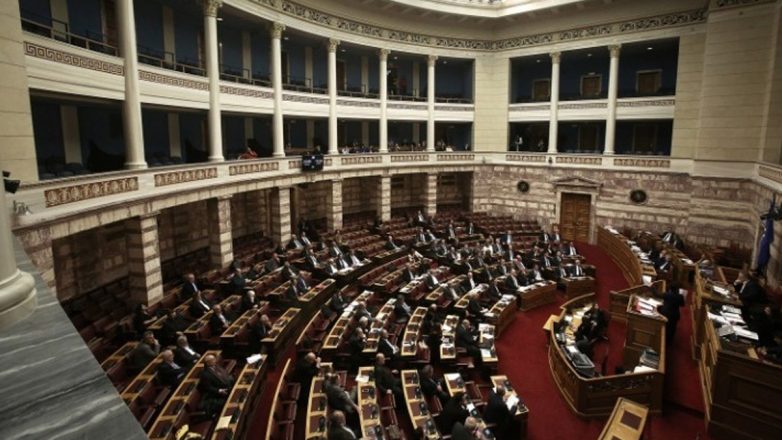Στη Βουλή το νομοσχέδιο για τις Άμεσες Ξένες Επενδύσεις Στη Βουλή το νομοσχέδιο για τις Άμεσες Ξένες Επενδύσεις