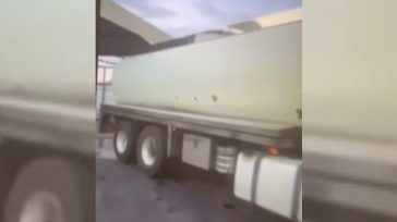 Εγκληματική θρασύτητα: Βυτιοφόρο άδειαζε βιομηχανικά απόβλητα υψηλής οξύτητας στον Κηφισό