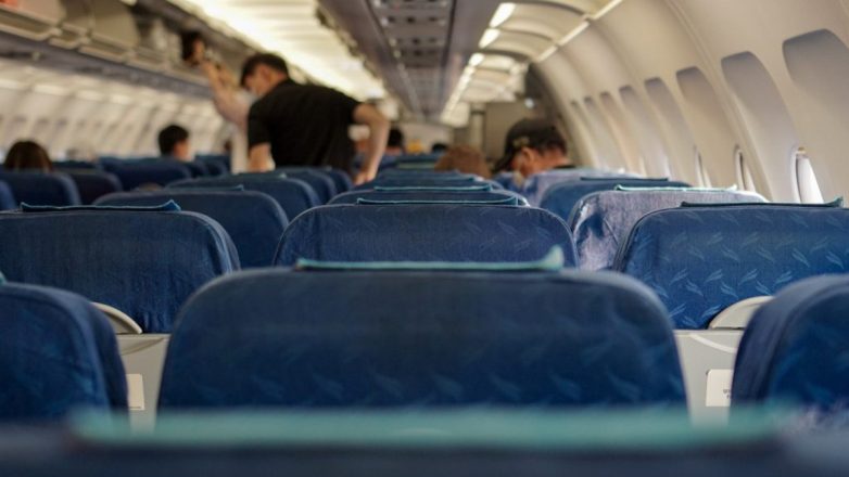 Εφιαλτική πτήση για 25χρονη -Καθόταν δίπλα σε επιβάτη που αυνανιζόταν Εφιαλτική πτήση για 25χρονη -Καθόταν δίπλα σε επιβάτη που αυνανιζόταν