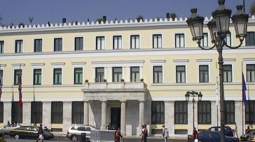 Αναβάθμιση των προοπτικών του Δήμου Αθηναίων σε θετικές από τον οίκο Moody’s