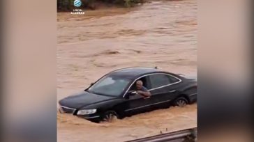Δυτική Λιβύη: Καταρρακτώδεις βροχές έκοψαν ρεύμα και νερό