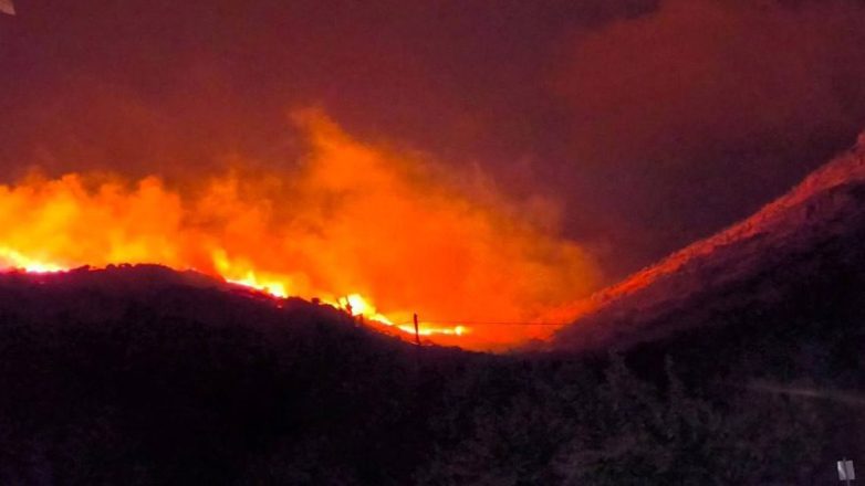 Λέσβος: Φωτιά στον Κούκμο μεταξύ Παρακοίλων και Αγρας