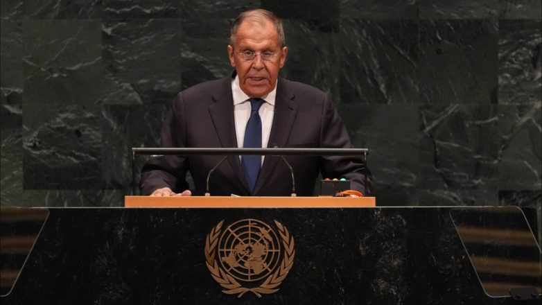 Λαβρόφ για τουρκικά S-400: Ανοιχτό το ενδεχόμενο μεταφοράς τους σε τρίτη χώρα