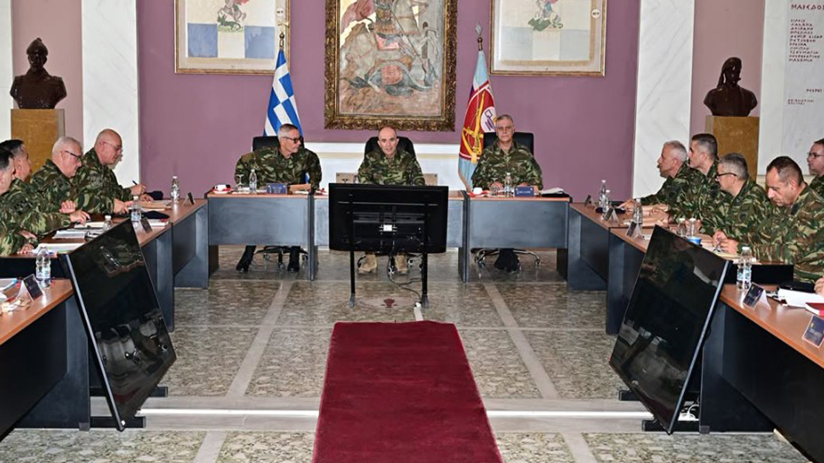 Χαλκίδα: Επίσκεψη του Αρχηγού ΓΕΣ στη Σχολή Πεζικού Χαλκίδα: Επίσκεψη του Αρχηγού ΓΕΣ στη Σχολή Πεζικού
