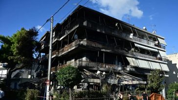 Νέα Ιωνία: Ίχνη εύφλεκτου υλικού στην καφετέρια που παραδόθηκε στις φλόγες