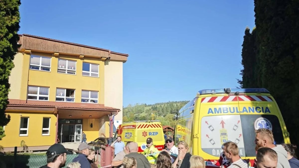 Σλοβακία: Μαθητής σκότωσε με μαχαίρι καθηγήτρια Σλοβακία: Μαθητής σκότωσε με μαχαίρι καθηγήτρια