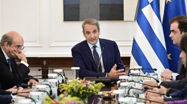 Πολιτικές κόντρες για τα μέτρα που εξήγγειλε ο Κυριάκος Μητσοτάκης