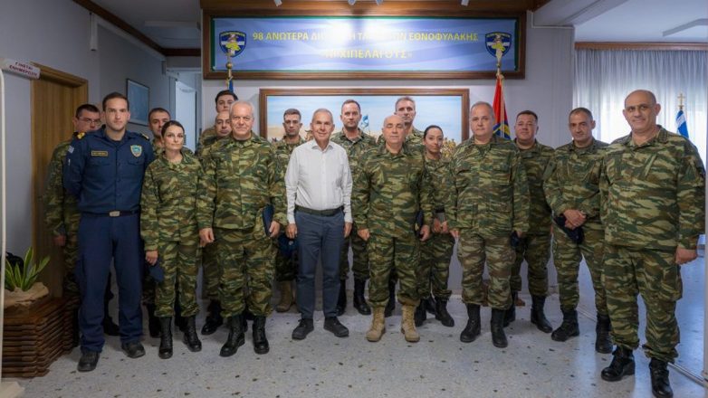 Αφθώδης πυρετός: Ο Στρατός ολοκλήρωσε την ταυτοποίηση όλων των κτηνοτροφικών εκτροφών στη Μυτιλήνη Αφθώδης πυρετός: Ο Στρατός ολοκλήρωσε την ταυτοποίηση όλων των κτηνοτροφικών εκτροφών στη Μυτιλήνη