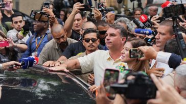 Προεδρικές εκλογές στη Βραζιλία: Προβάδισμα Μπολσονάρου έναντι του Λούλα