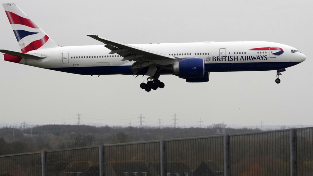 Εφιαλτικές στιγμές σε πτήση της British Airways πάνω από τη Βρετανία