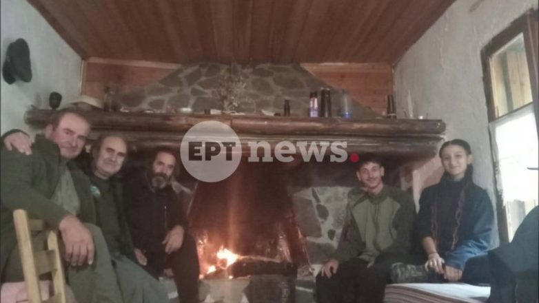 Φαράγγι Σαμαριάς: Η επιχείρηση απεγκλωβισμού των 8 εργαζομένων σε εξέλιξη Φαράγγι Σαμαριάς: Η επιχείρηση απεγκλωβισμού των 8 εργαζομένων σε εξέλιξη