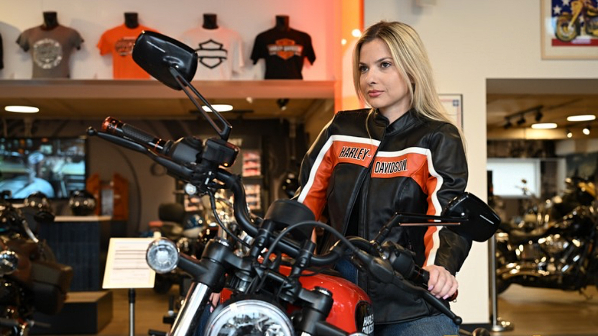Τα ρούχα και τα αξεσουάρ της Harley-Davidson στο νέο χώρο της εταιρίας στην Αθήνα (Video)