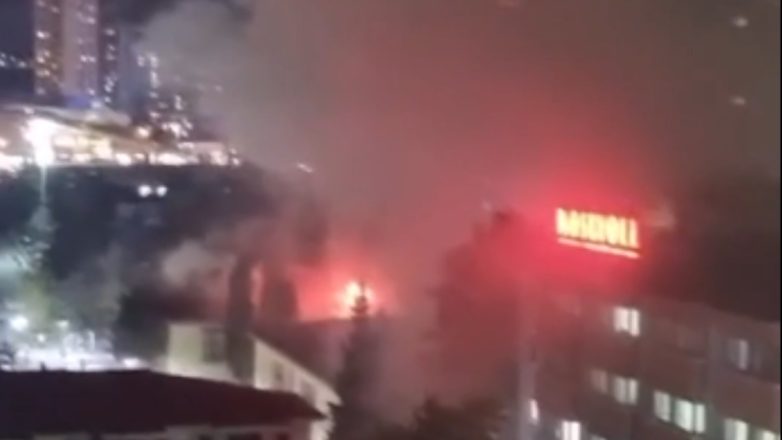 Μεγάλη φωτιά σε νοσοκομείο στη Κωνσταντινούπολη Μεγάλη φωτιά σε νοσοκομείο στη Κωνσταντινούπολη