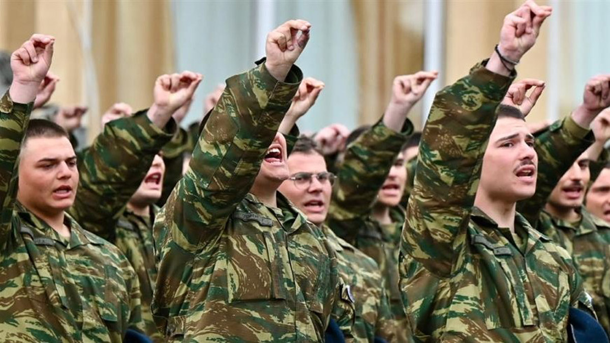 Χάος και αναστάτωση σε χιλιάδες οικογένειες μετά την αλλαγή της ημερομηνίας κατάταξης στον Στρατό Χάος και αναστάτωση σε χιλιάδες οικογένειες μετά την αλλαγή της ημερομηνίας κατάταξης στον Στρατό