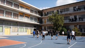 Κλειστά σχολεία και την Πέμπτη σε Ρόδο και Εύβοια λόγω της κακοκαιρίας