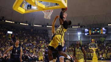 «Καυτός» ο Άρης, 88-68 τη Ντερτόνα