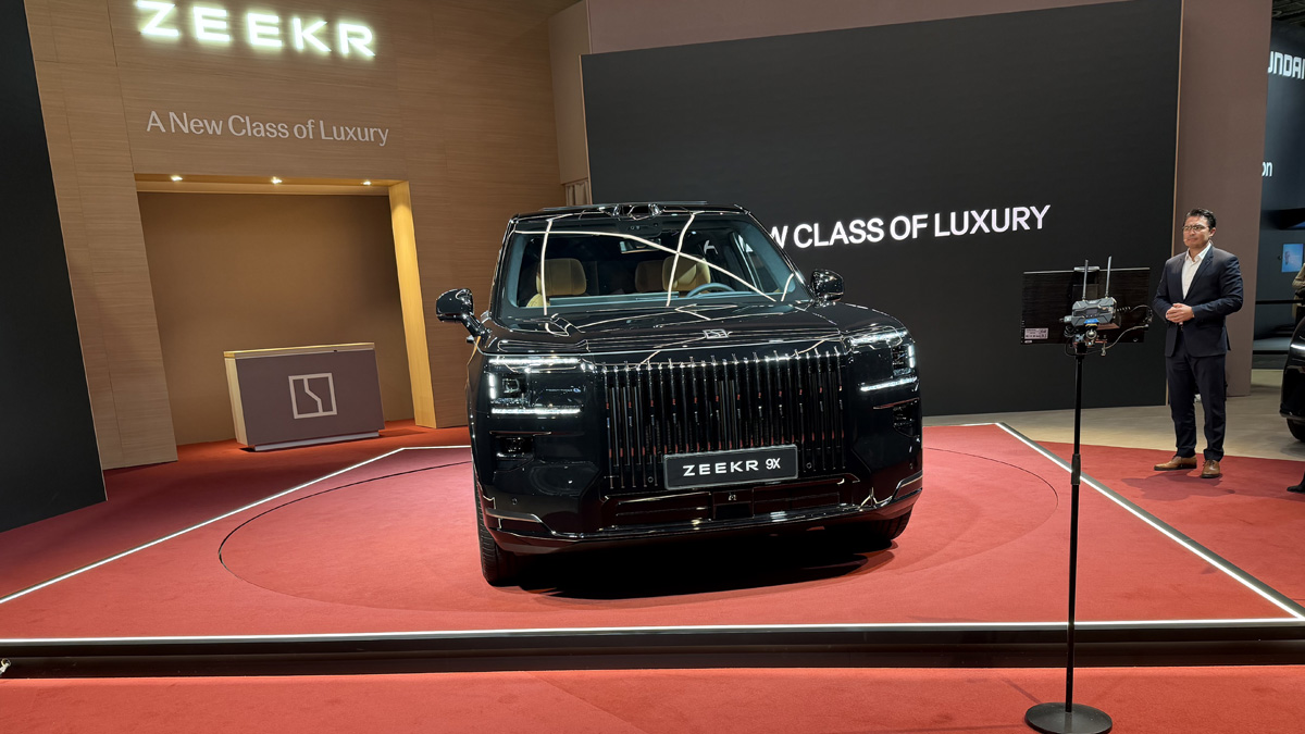 Mondial de l’Auto 2026: Απόβαση της Zeekr στην Πόλη του Φωτός- Αποκάλυψε το Super Hybrid Zeekr 9X