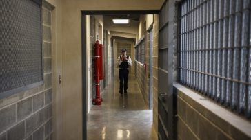Κόστα Ρίκα: Εγκαινιάστηκε φυλακή υψίστης ασφαλείας στα πρότυπα του Ελ Σαλβαδόρ