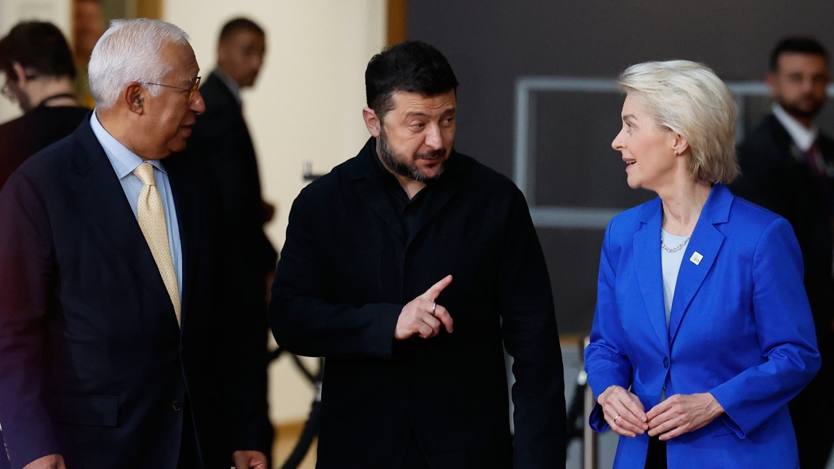 Σύνοδος Κορυφής: Αιχμές Ζελένσκι κατά Τραμπ – «Ευχαριστώ τους πραγματικούς ηγέτες της Ευρώπης»