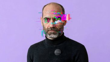Η «Βαβέλ» της Γιώτας Αργυροπούλου στο Δημοτικό Θέατρο Πειραιά