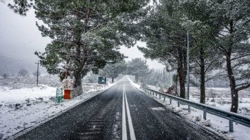 Έπεσαν τα πρώτα χιόνια σε Γρεβενά και Καστοριά