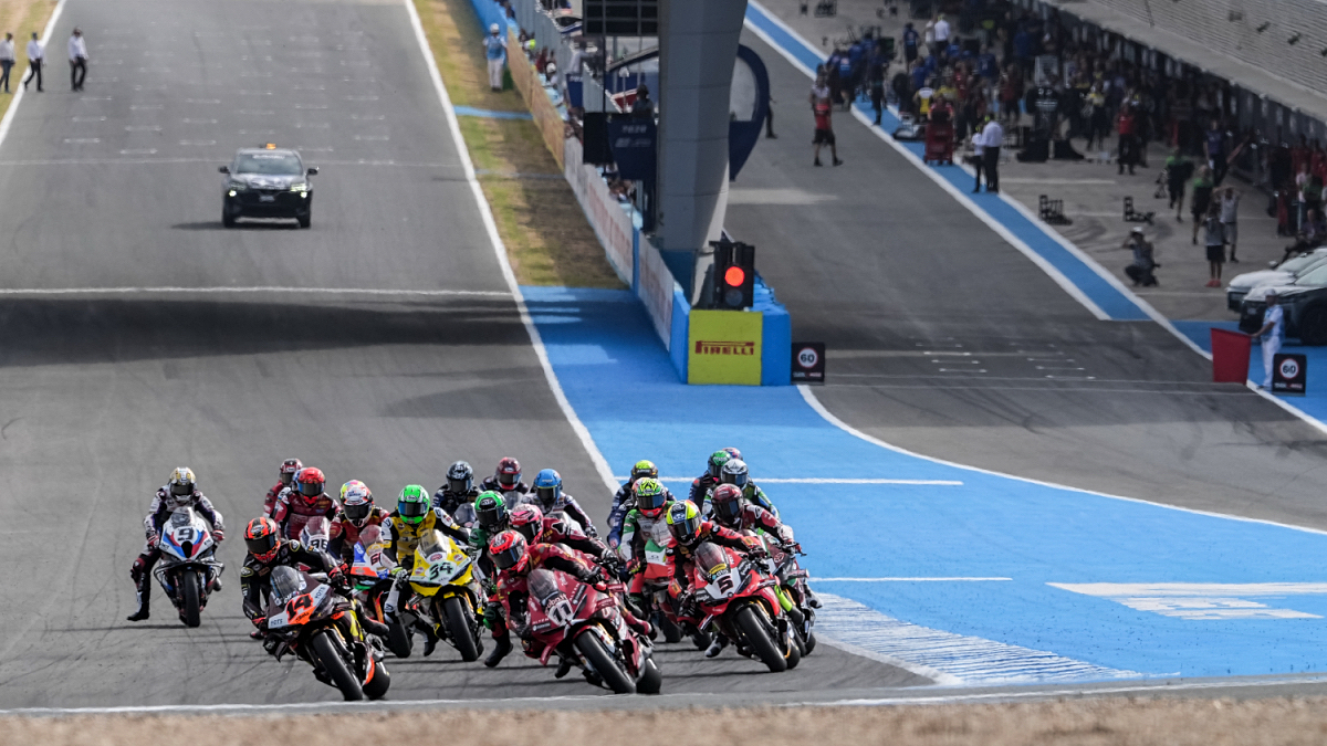 Ο Bulega φτάνει τις 50 νίκες WorldSBK στην καριέρα του με θρίαμβο στην Jerez