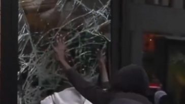 Χάος στο Μιλάνο με λεηλασίες και καταστροφές