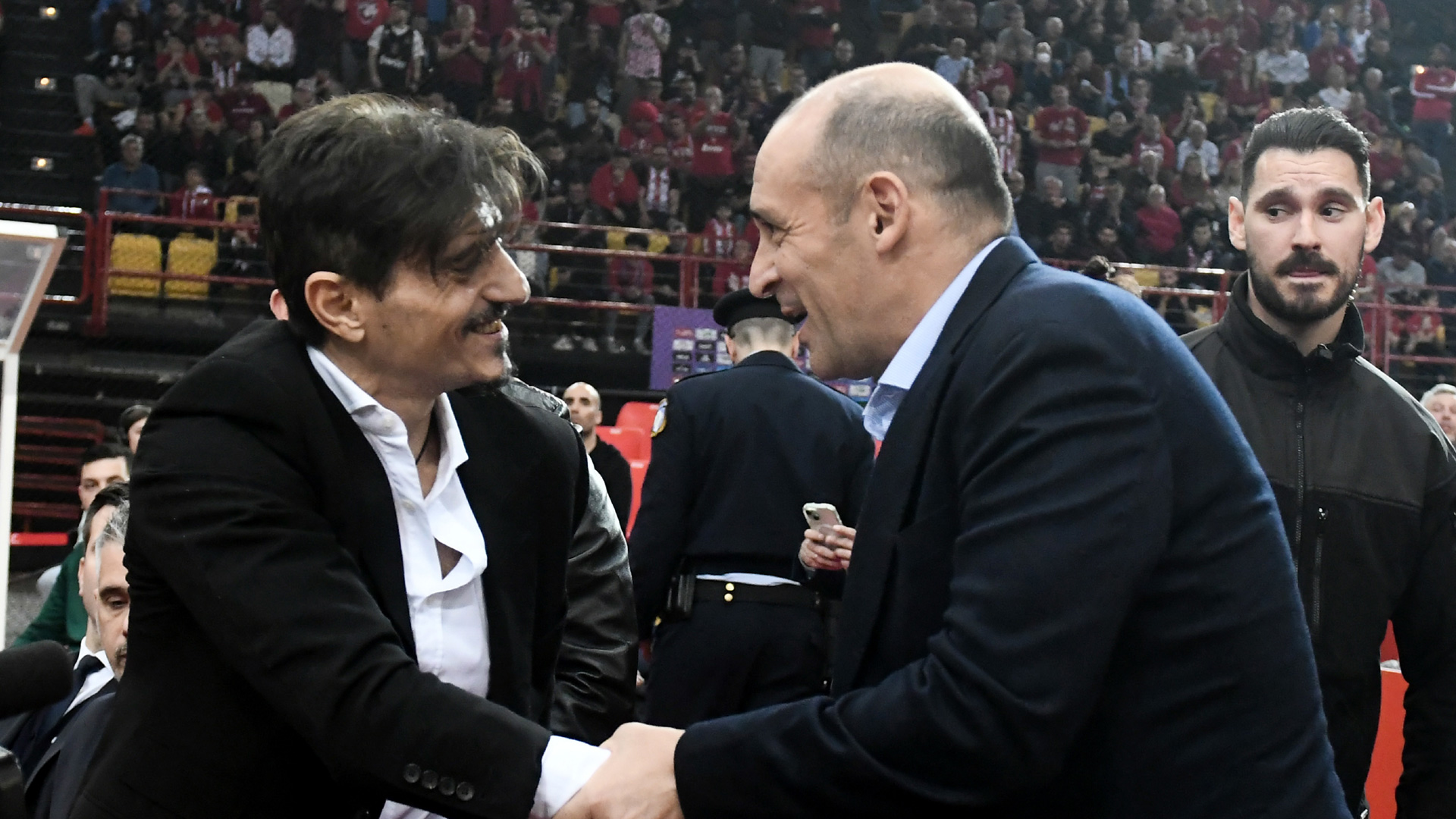 Μήνυμα ενότητας από Αγγελόπουλους και Γιαννακόπουλο