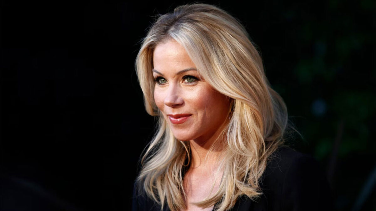 Christina Applegate: Αποκάλυψε ότι δεν πάσχει από σκλήρυνση κατά πλάκας – «Έγινε λάθος διάγνωση»