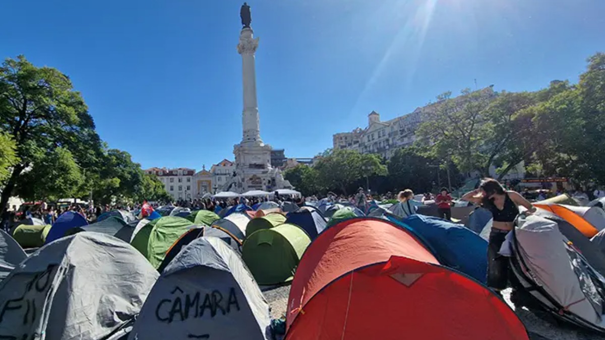 Πορτογαλία: Η αστυνομία εκκενώνει καταυλισμούς ακτιβιστών υπέρ της στέγασης