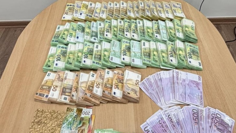 Η ανακοίνωση της ΕΛ.ΑΣ για την «ομάδα» Λιόλιου Η ανακοίνωση της ΕΛ.ΑΣ για την «ομάδα» Λιόλιου