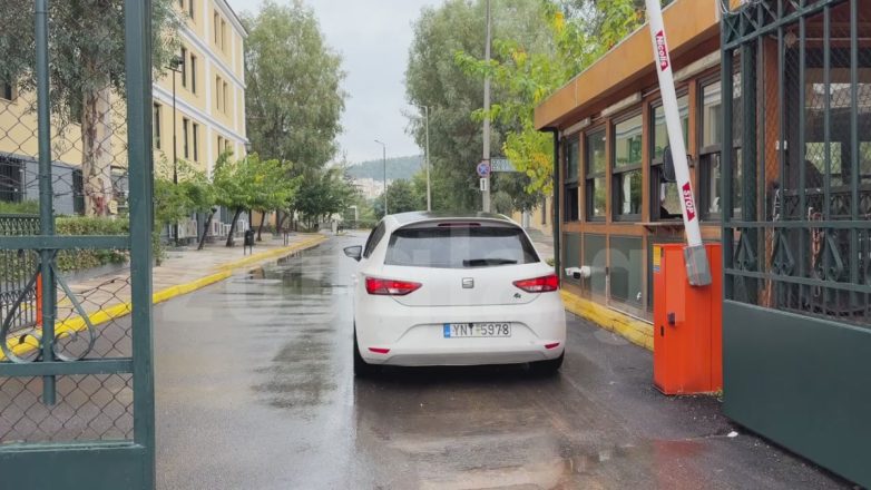 Απολογούνται ο Λιόλιος και ο Μαυραγάνης Απολογούνται ο Λιόλιος και ο Μαυραγάνης